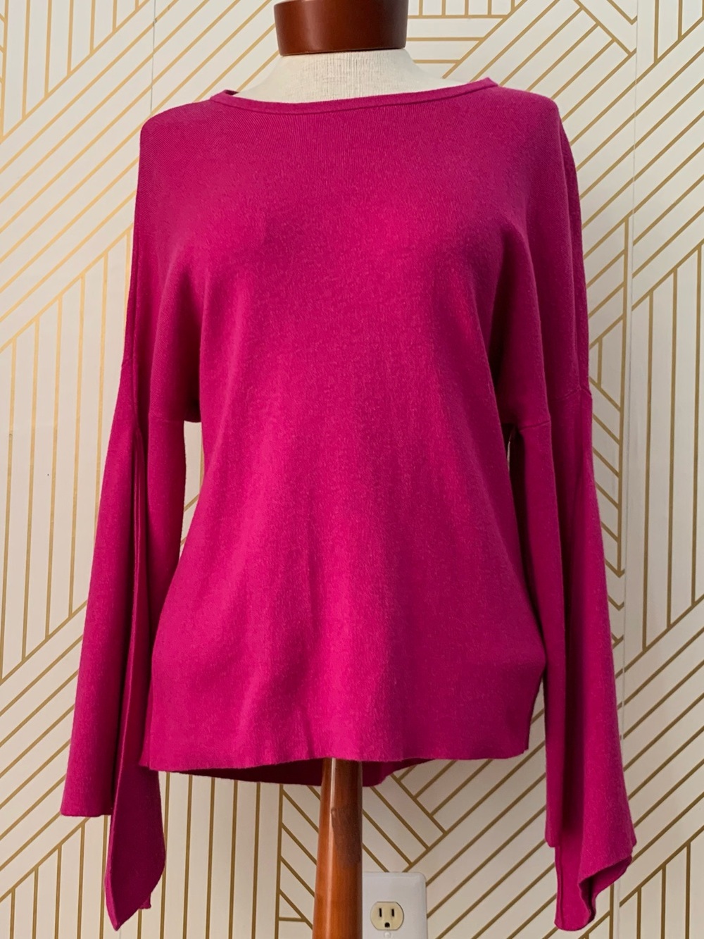 CAbi Tether cotton blend Bell sleeve Tie Sleeve Casual Sweater boho bohemian S